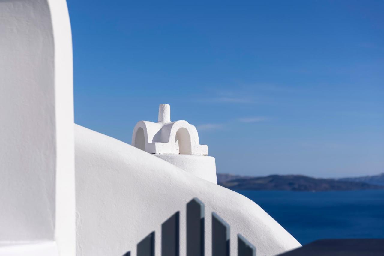 Bluedome Cavehouses By Otium Villas Oia Exterior photo