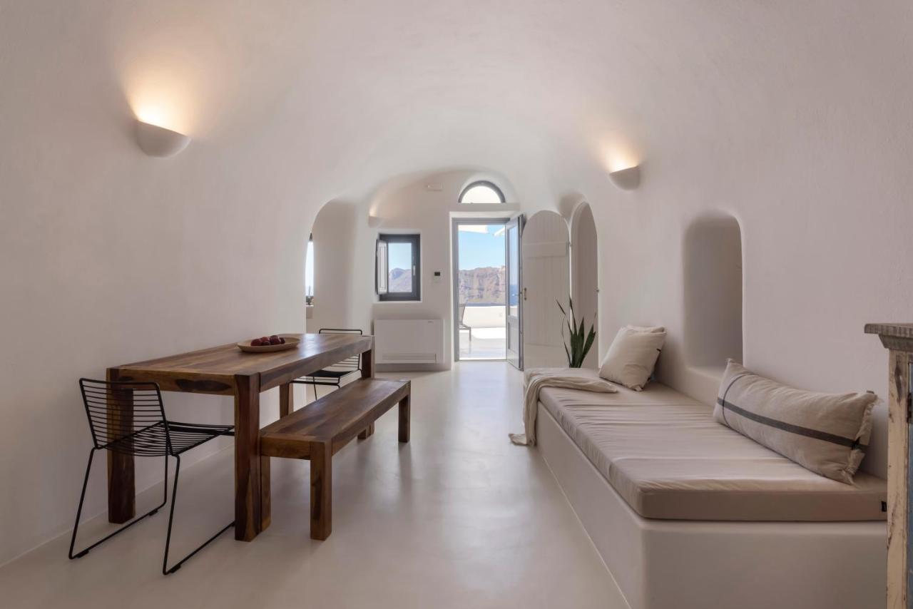 Bluedome Cavehouses By Otium Villas Oia Exterior photo
