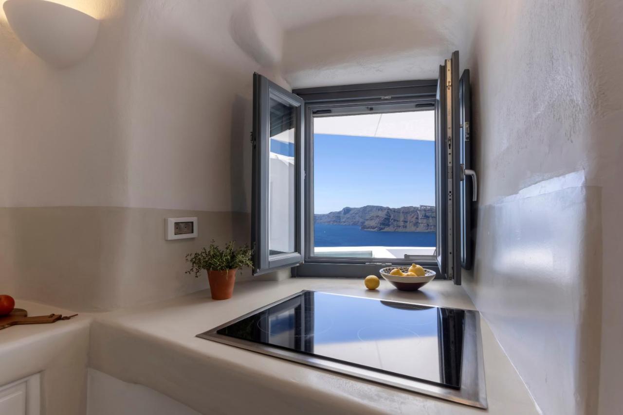 Bluedome Cavehouses By Otium Villas Oia Exterior photo