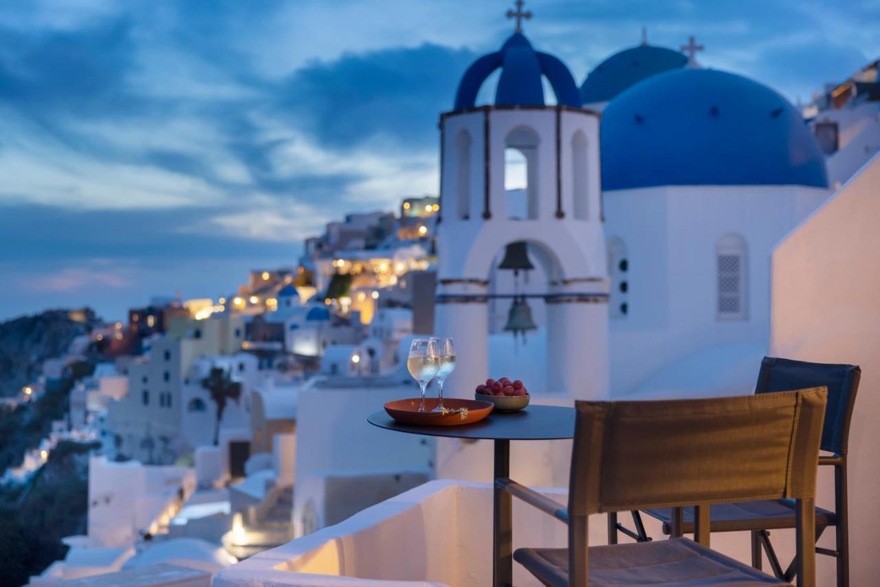 Bluedome Cavehouses By Otium Villas Oia Exterior photo