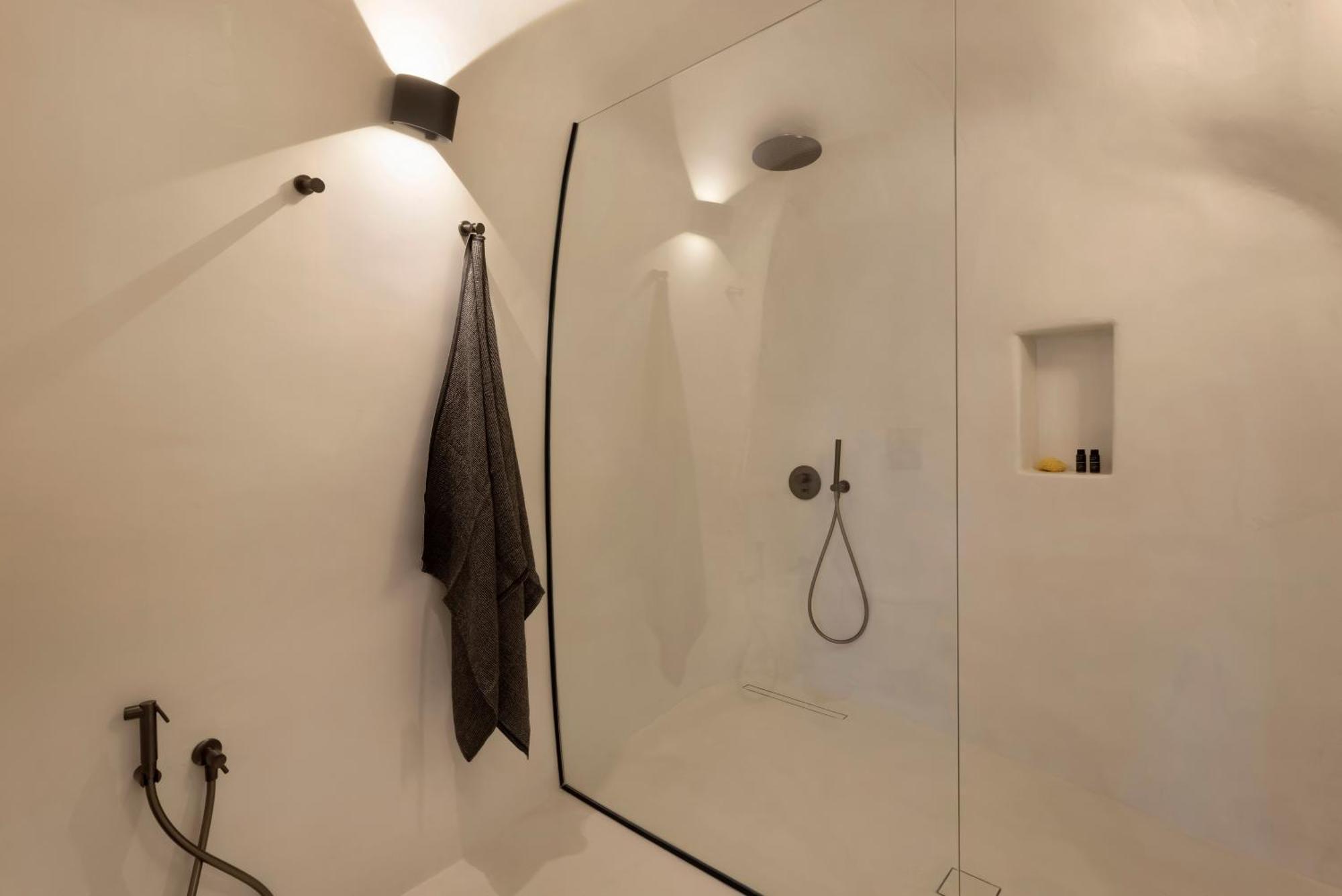 Bluedome Cavehouses By Otium Villas Oia Room photo